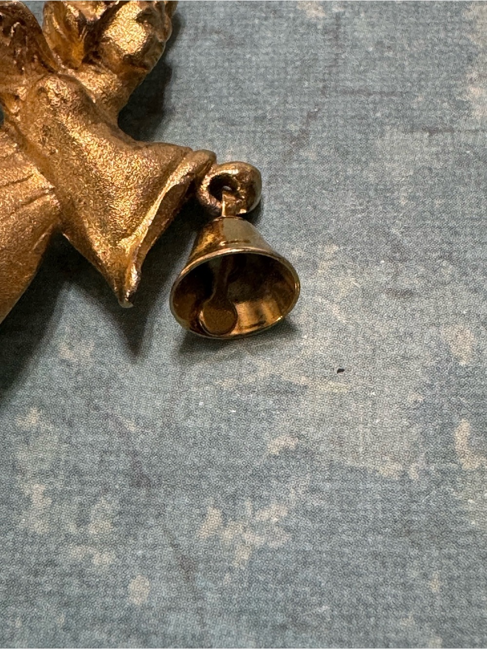 VINTAGE ROBIN RUSH ANGEL BROOCH - Picture 2 of 7